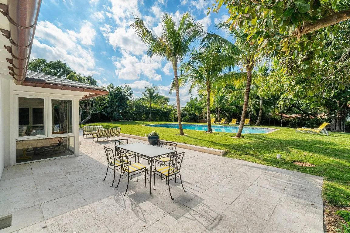 011-1008NOceanBlvd-DelrayBeach-FL-SMALL