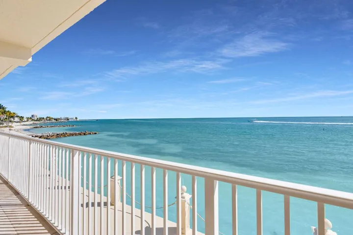 SE Facing Balcony