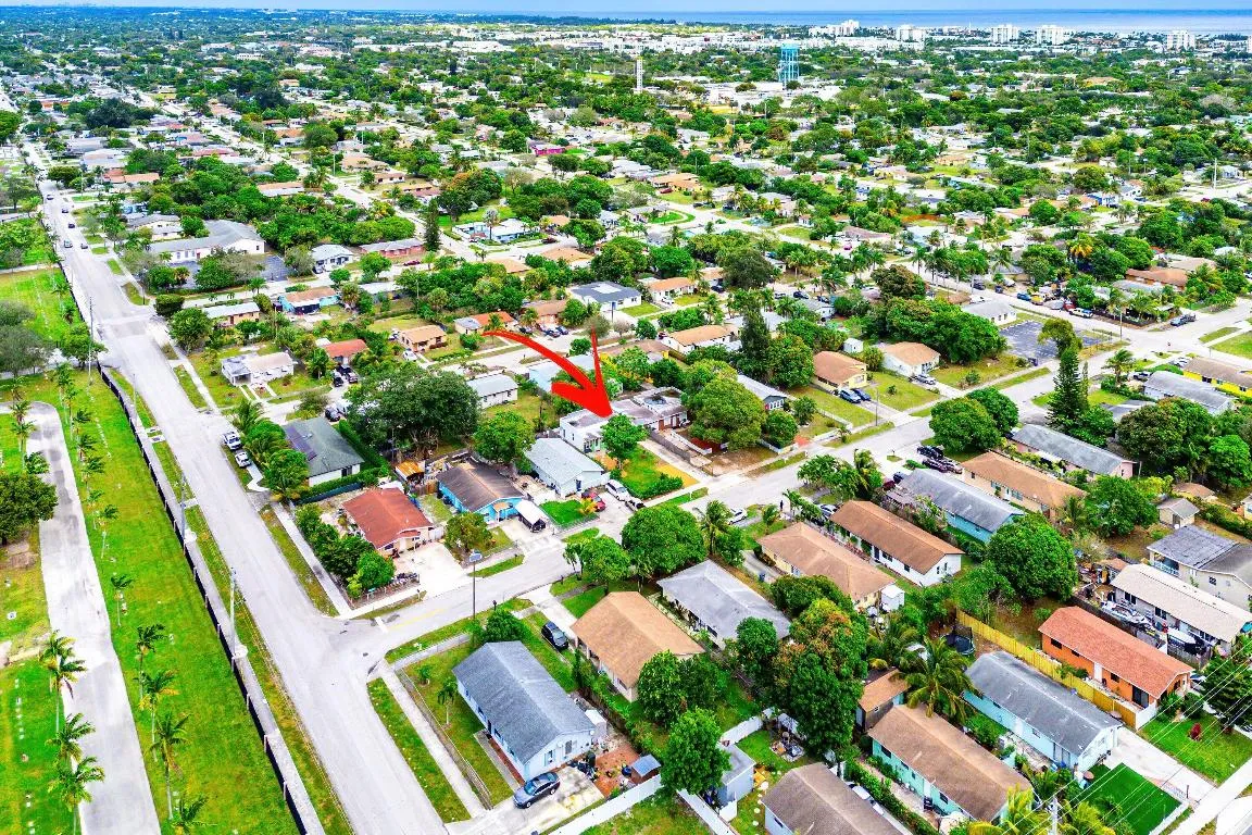 037-709Southwest9thCourt-DelrayBeach-FL-
