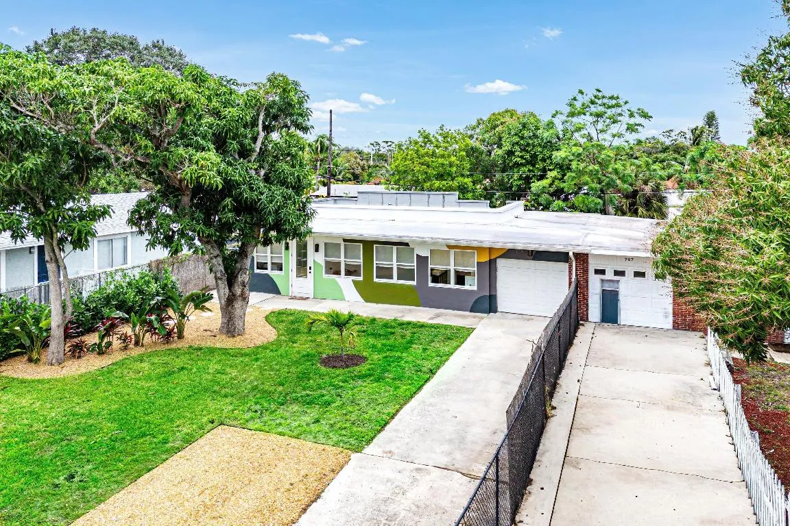 029-709Southwest9thCourt-DelrayBeach-FL-