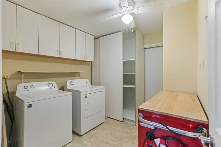 Laundry / Storage