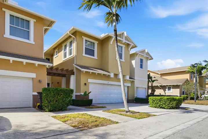 855-MARINA-DEL-RAY-3-33401-036