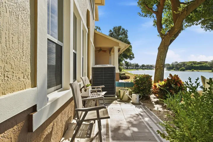 855-MARINA-DEL-RAY-3-33401-016