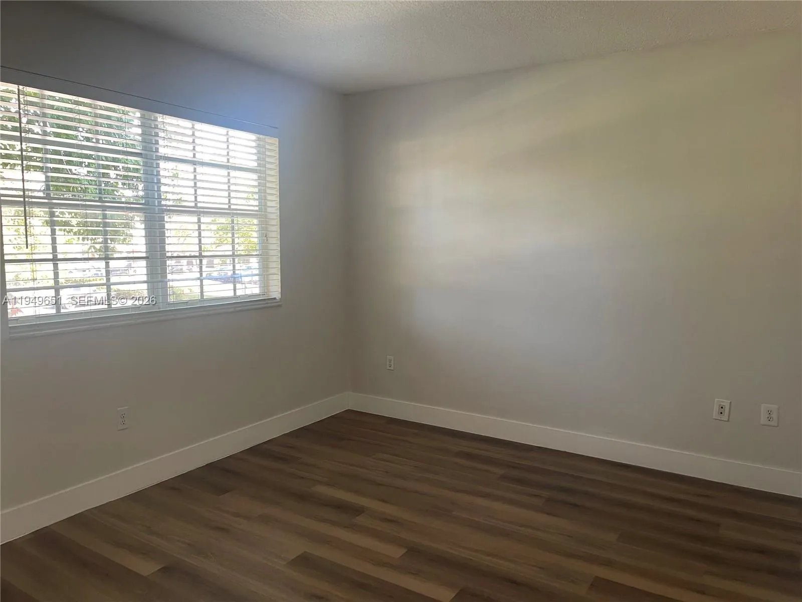 new floor - no carpet