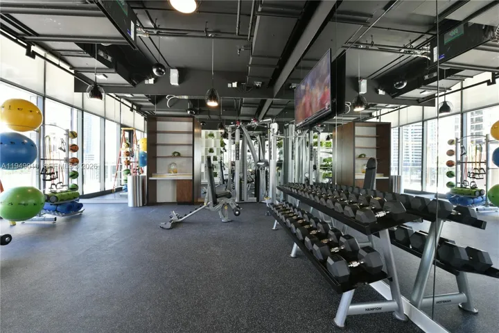 Photo 44
