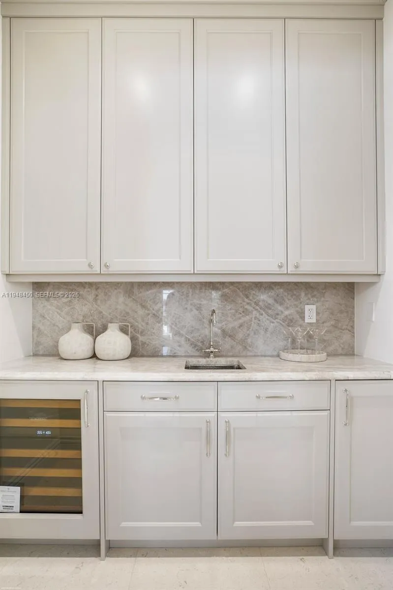 Property photo 285