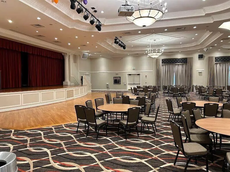 SOCIAL AREA