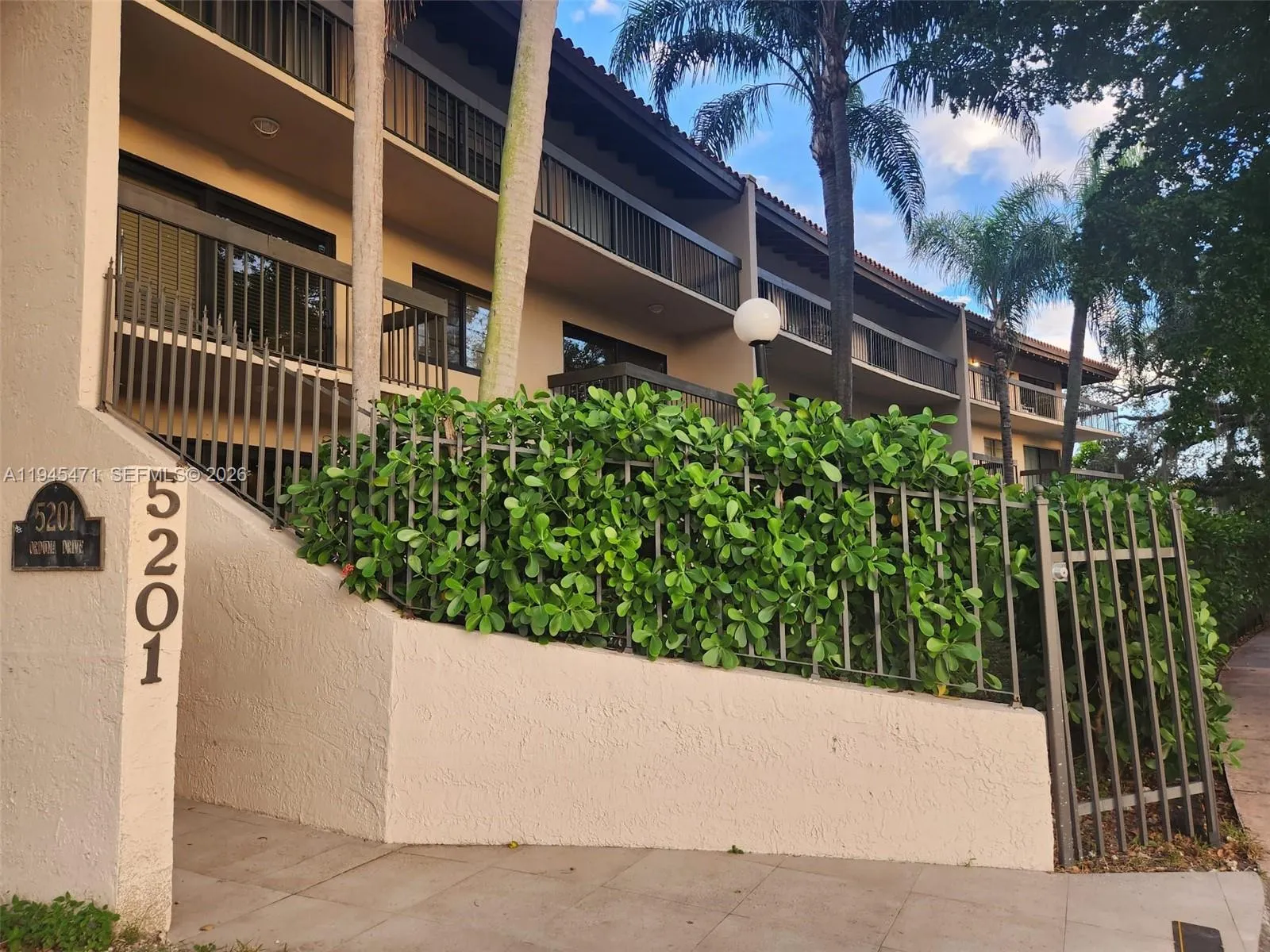 Property photo 37