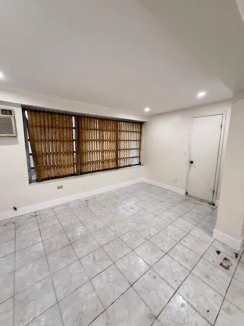 6309 dining 2