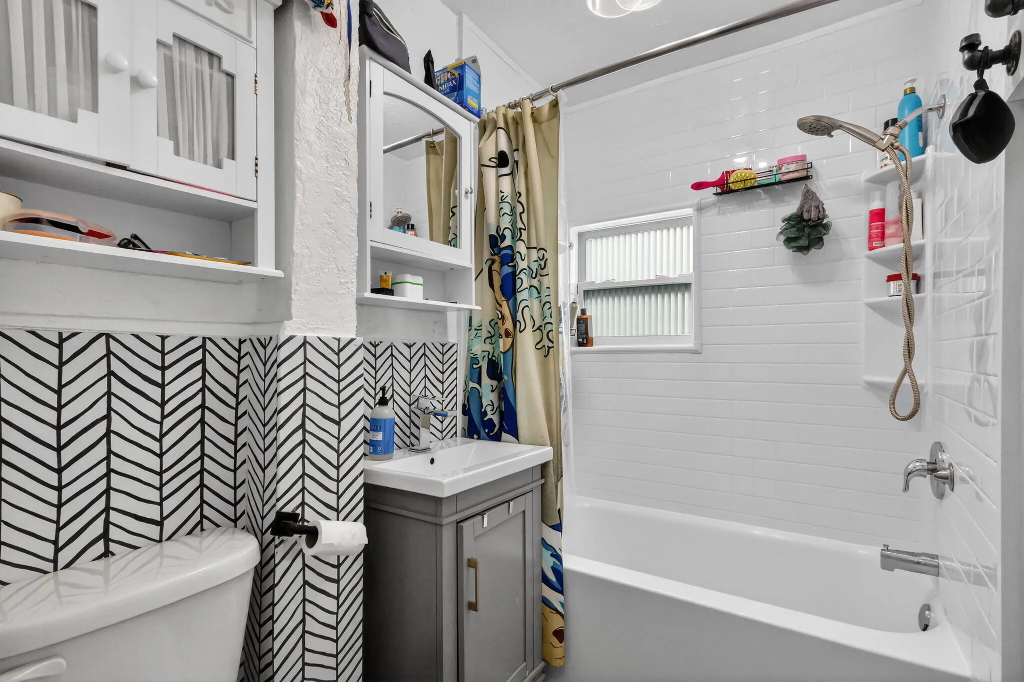 Kitchen - laundry - AI