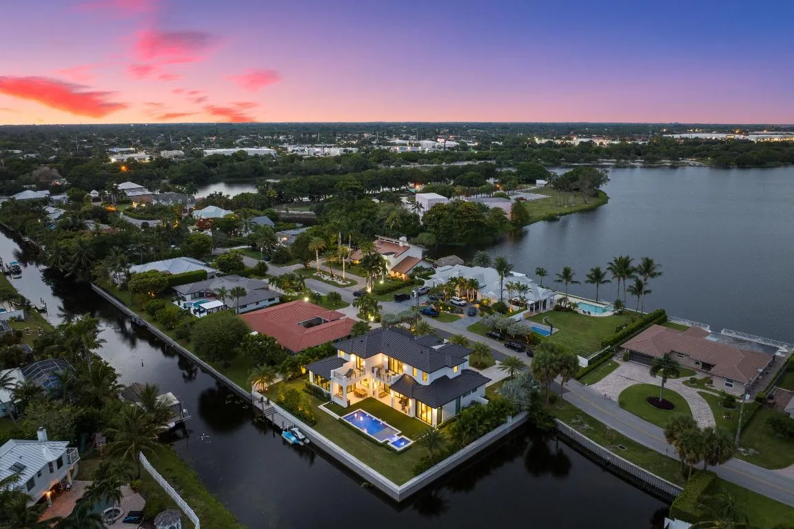 830 Lakeshore Dr - 11
