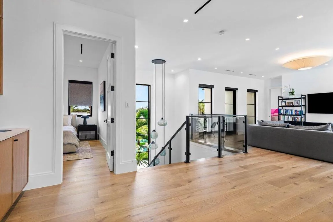 051-830LakeShoreDrive-DelrayBeach-FL-334