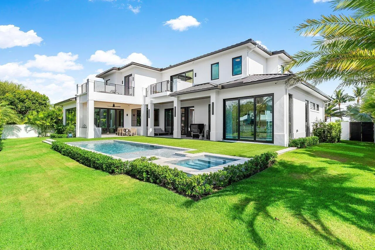067-830LakeShoreDrive-DelrayBeach-FL-334