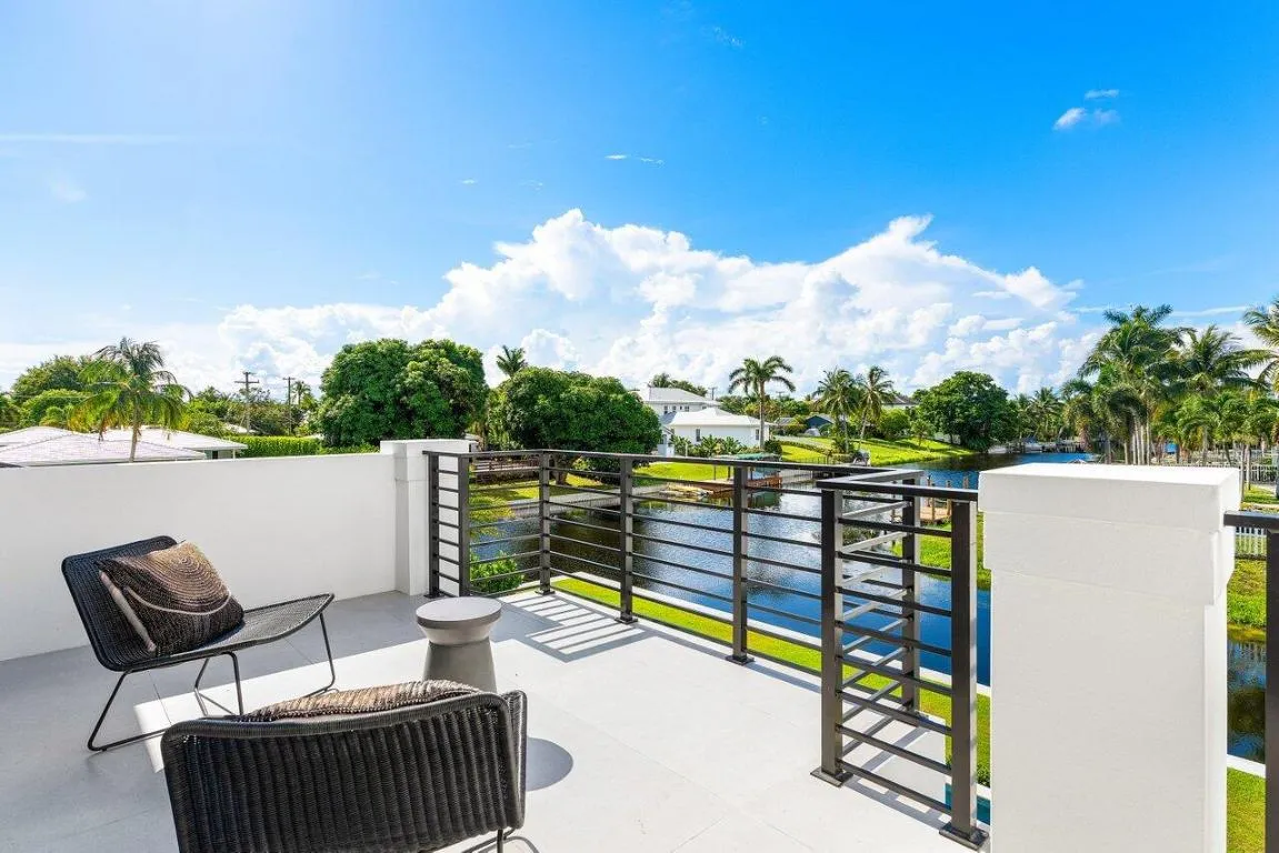 047-830LakeShoreDrive-DelrayBeach-FL-334