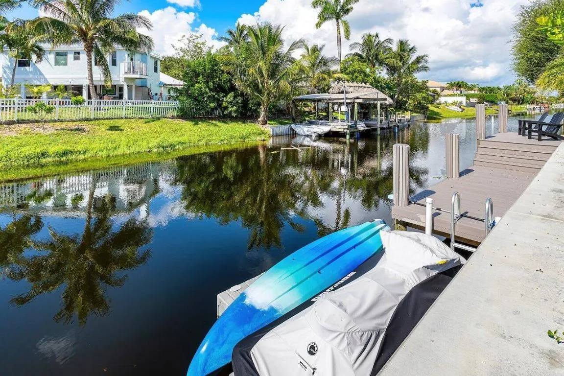 075-830LakeShoreDrive-DelrayBeach-FL-334