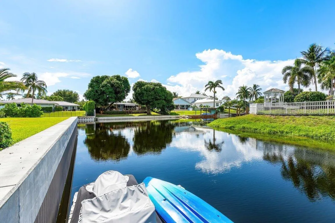074-830LakeShoreDrive-DelrayBeach-FL-334