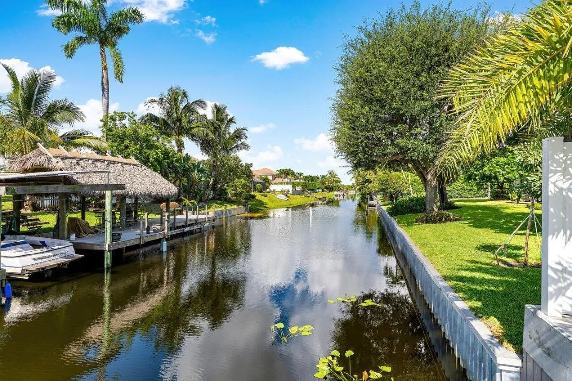 072-830LakeShoreDrive-DelrayBeach-FL-334