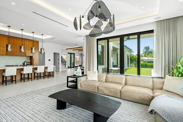 014-830LakeShoreDrive-DelrayBeach-FL-334