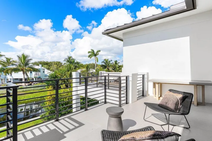 048-830LakeShoreDrive-DelrayBeach-FL-334