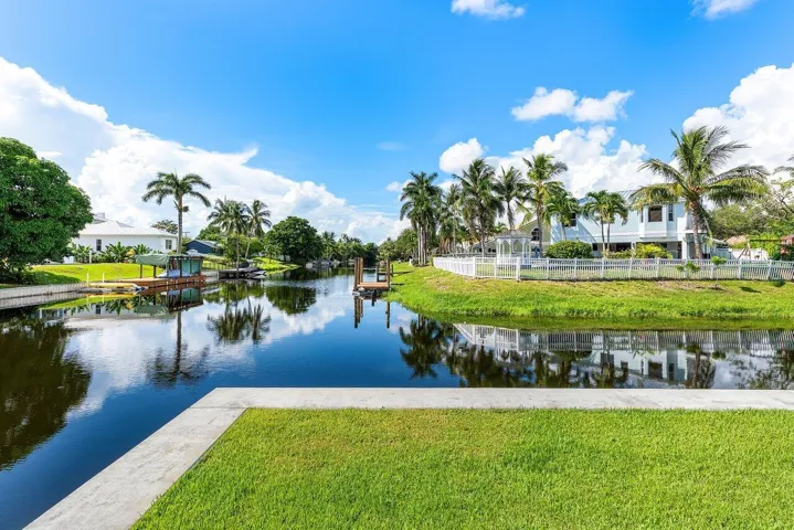 076-830LakeShoreDrive-DelrayBeach-FL-334