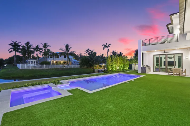 830 Lakeshore Dr - 27