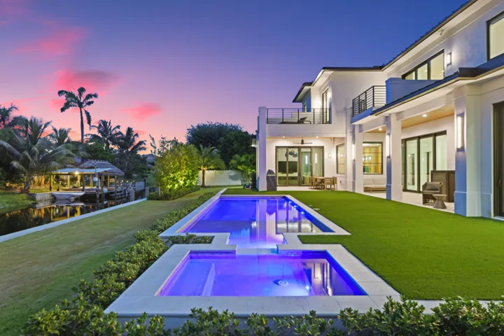 830 Lakeshore Dr - 17