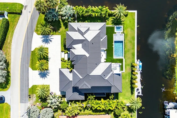 082-830LakeShoreDrive-DelrayBeach-FL-334