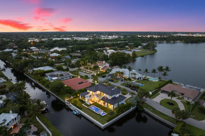830 Lakeshore Dr - 11
