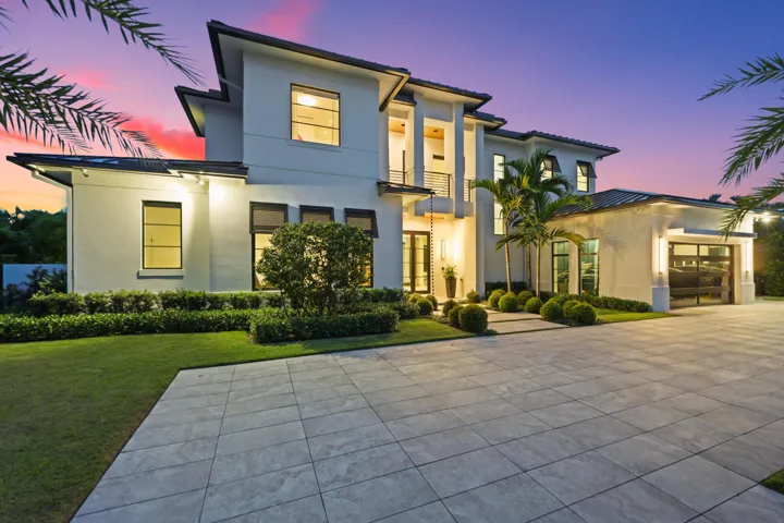 830 Lakeshore Dr - 16