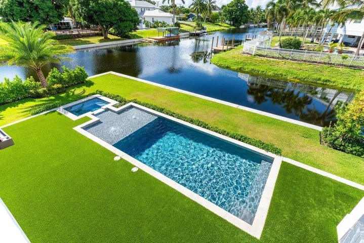 049-830LakeShoreDrive-DelrayBeach-FL-334