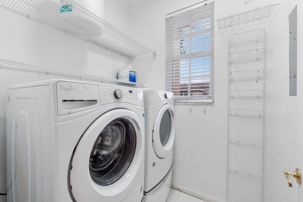 Property photo 33
