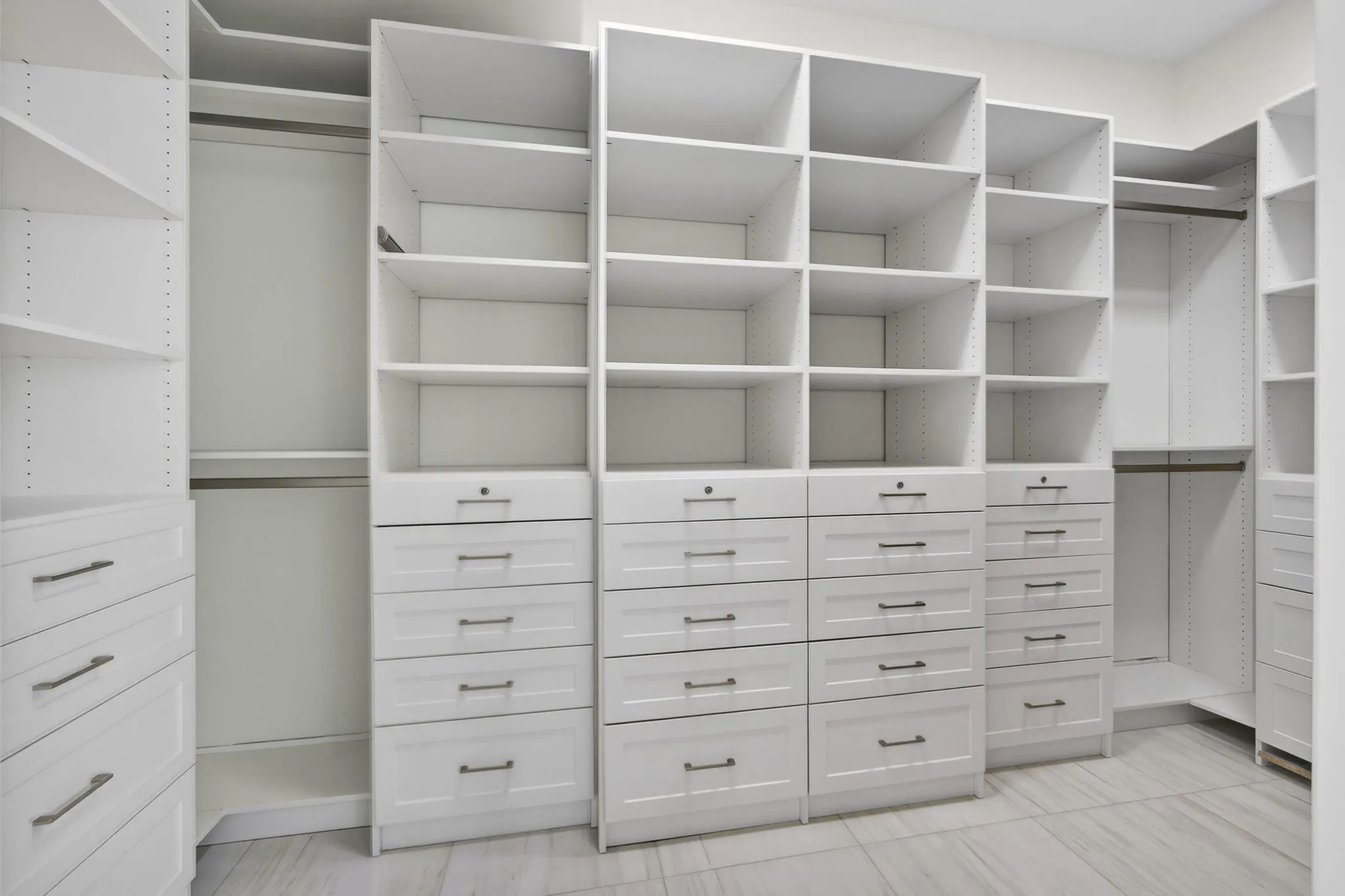 MASTER CLOSET