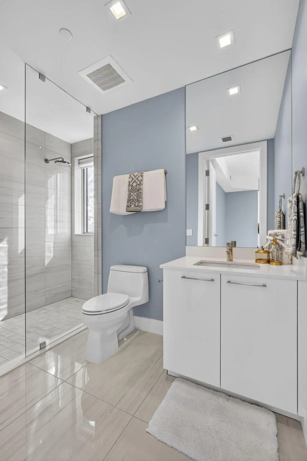 BATH ROOM 2