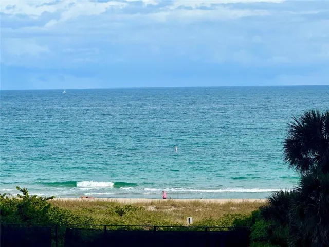 SPECTACULAR OCEAN VIEWS