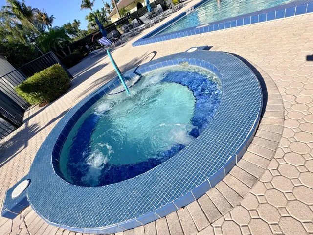 500 Ocean Trail Way 305-26