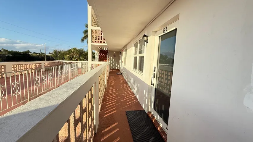 Photo 61