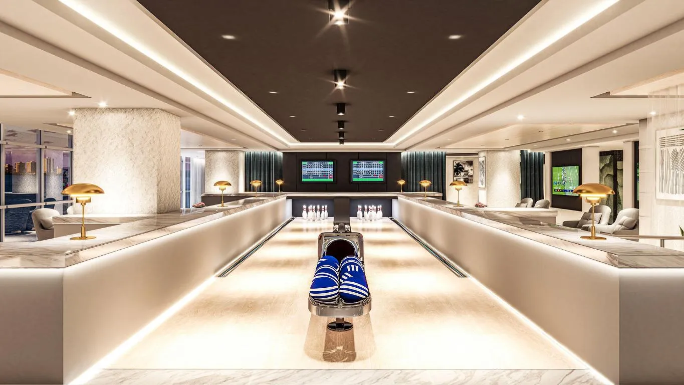 BOWLING