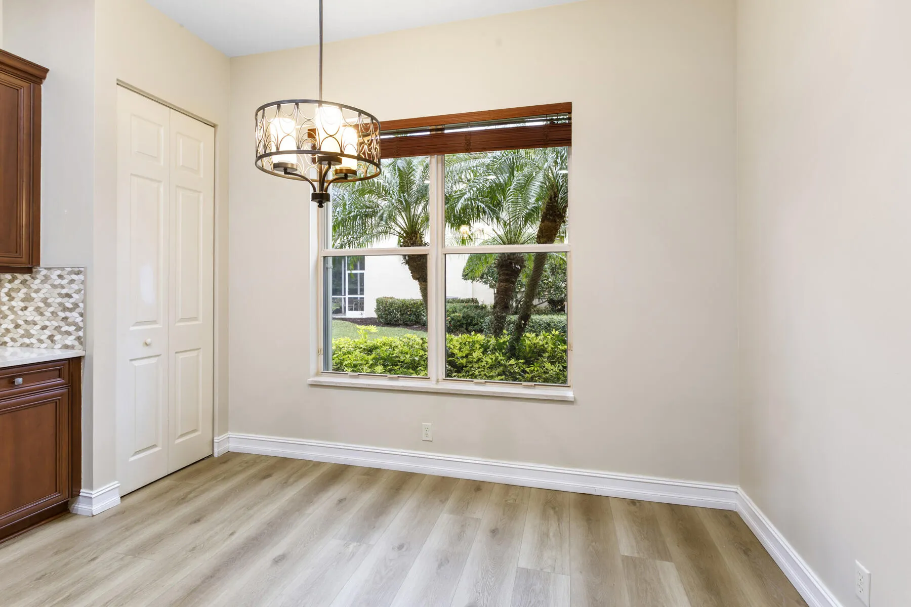 Kitchen dining offers room for a round or rectangular kitchen table
