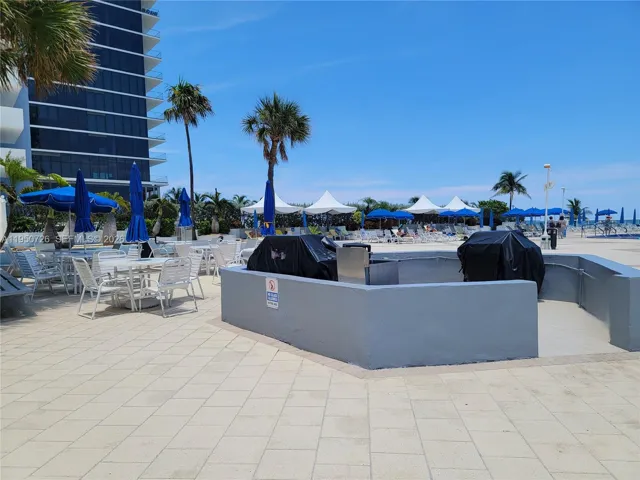 PICNIC BBQ AREA