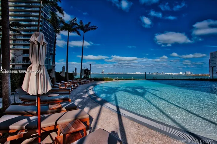Photo 50