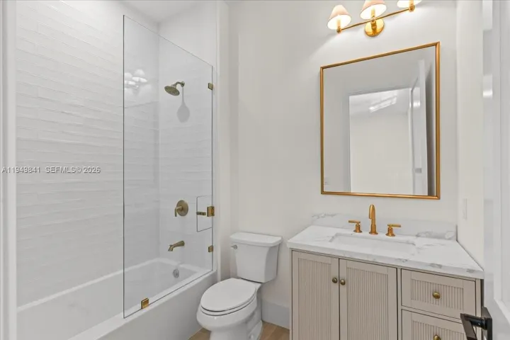 Bathroom 4