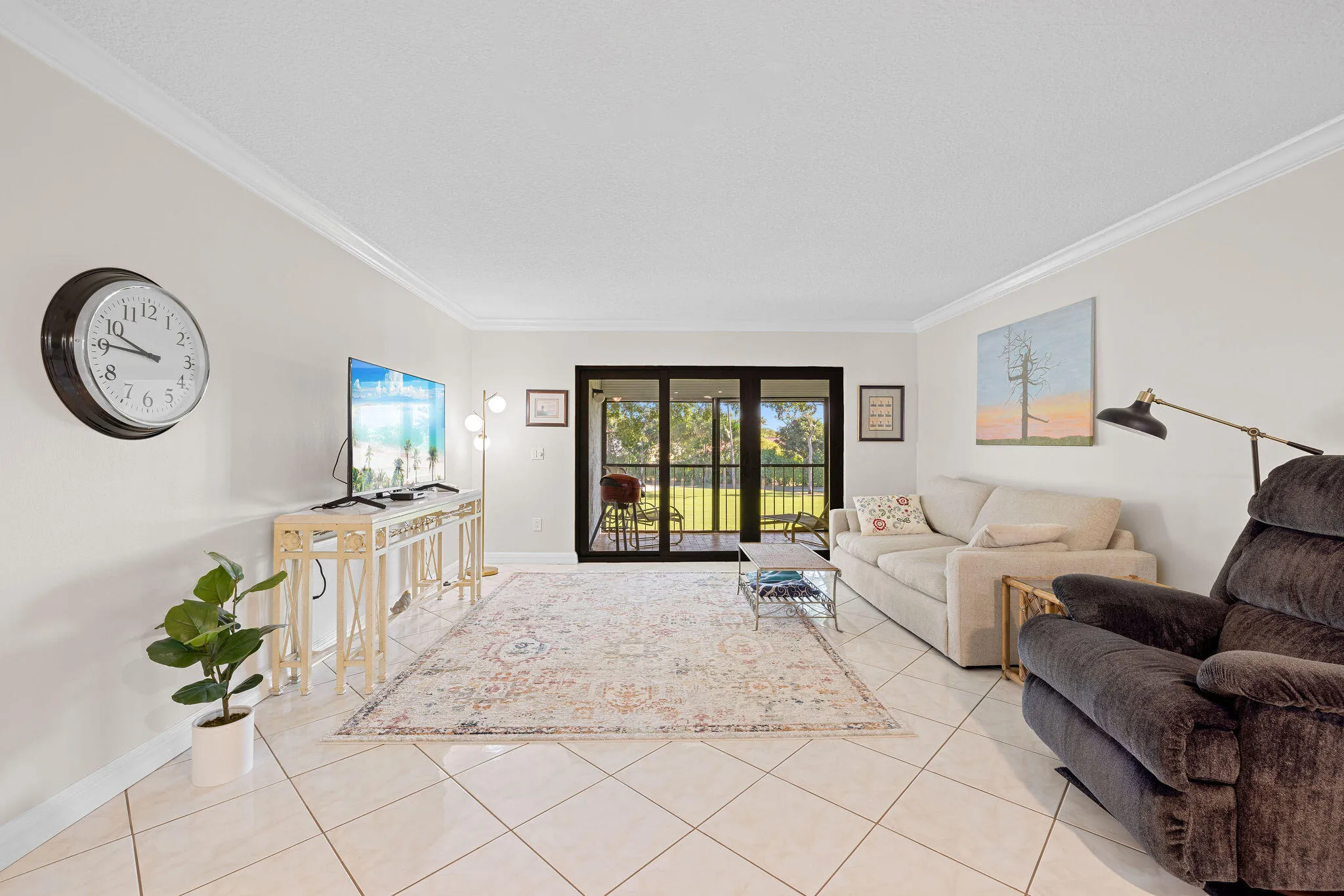 30__9193_Pecky_Cypress_ln_photo_by_Supre