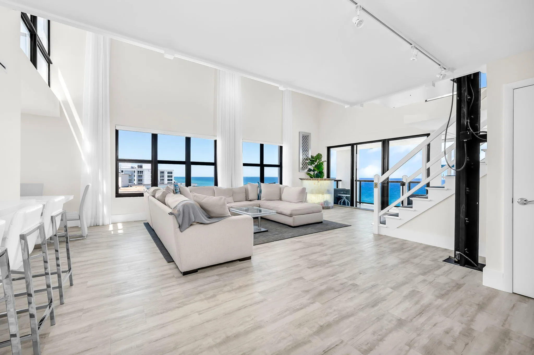 2-web-or-mls-photo-2