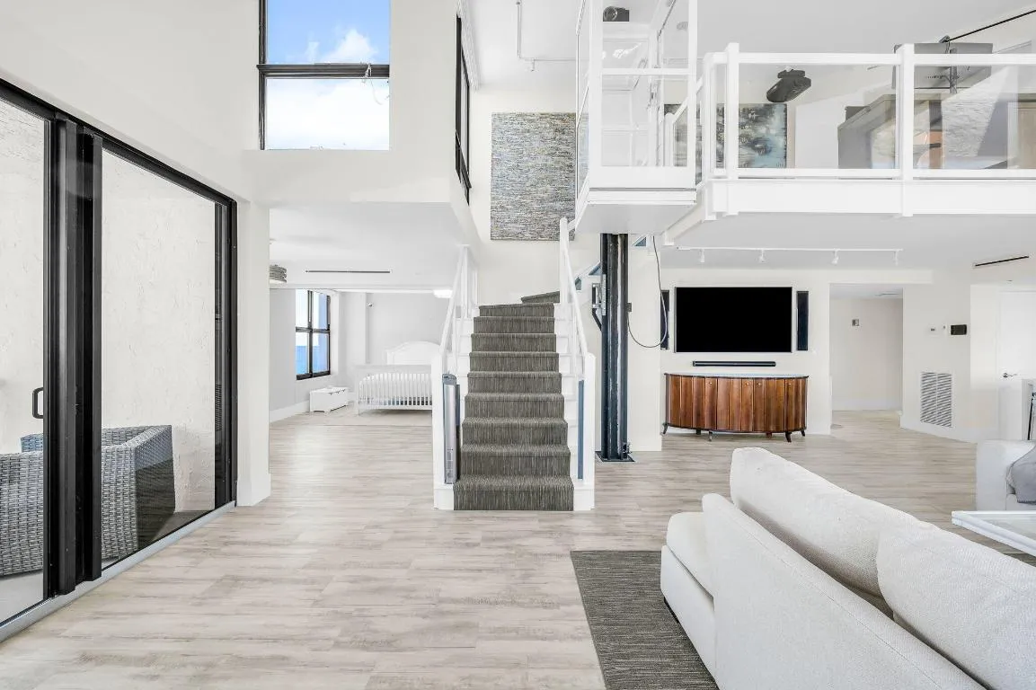 5-web-or-mls-photo-5