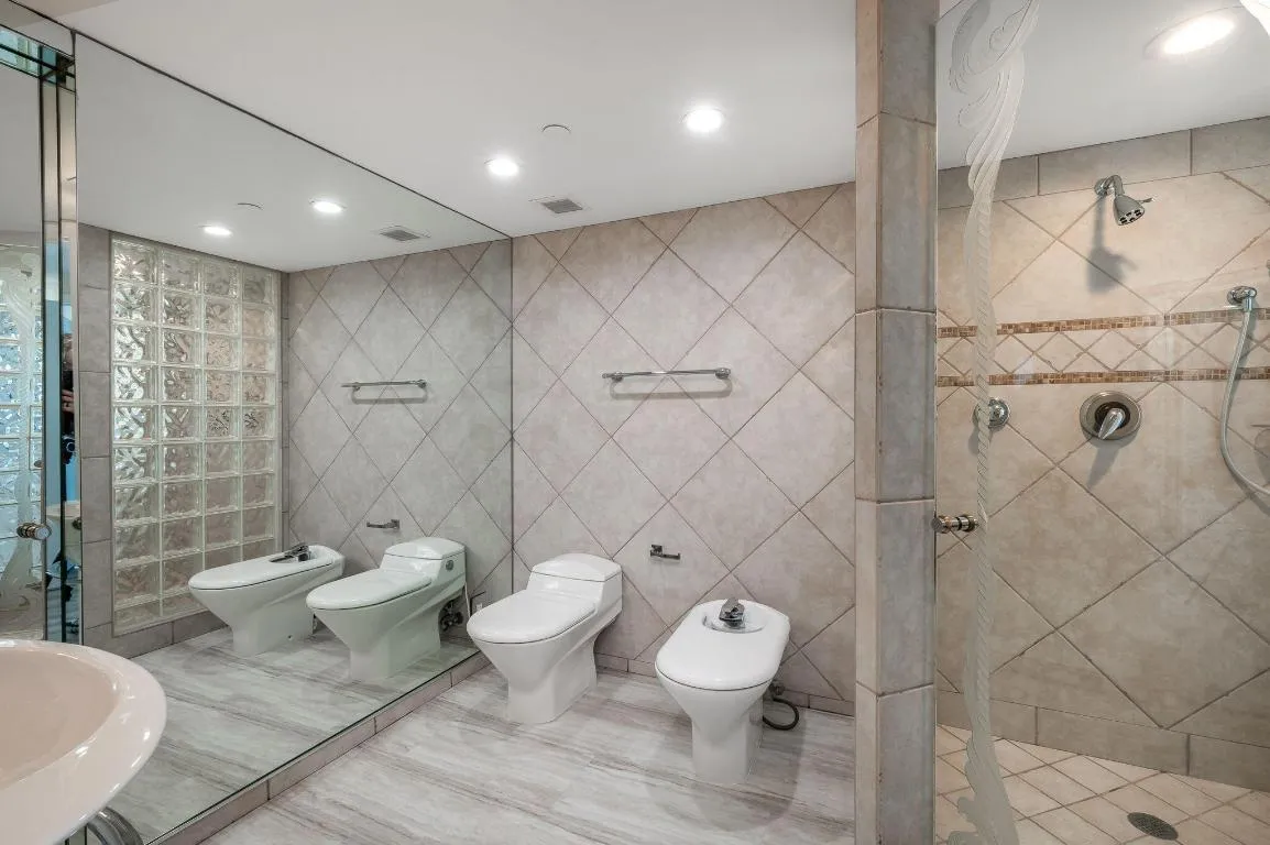 32-web-or-mls-photo-32