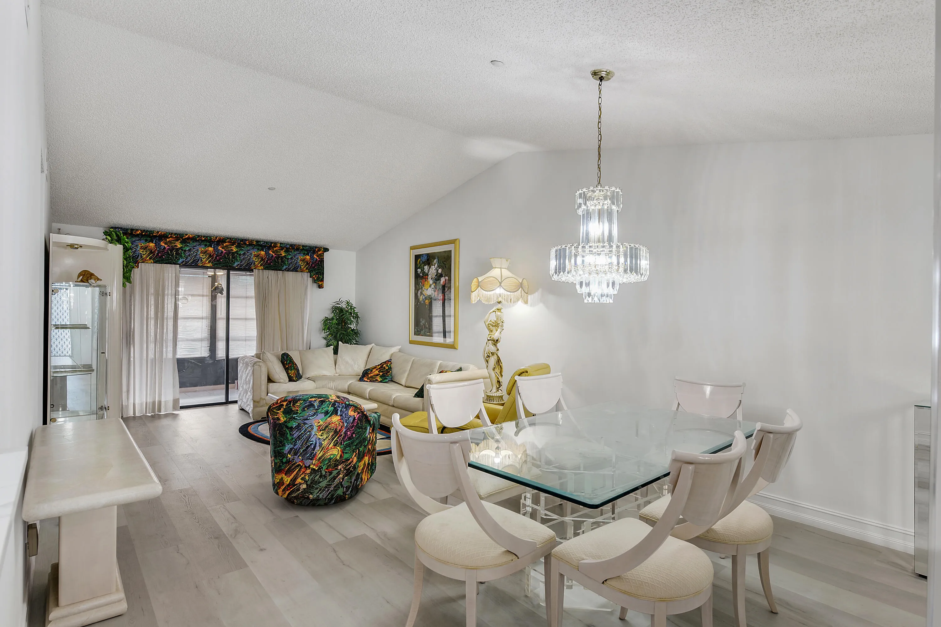 dining/living room