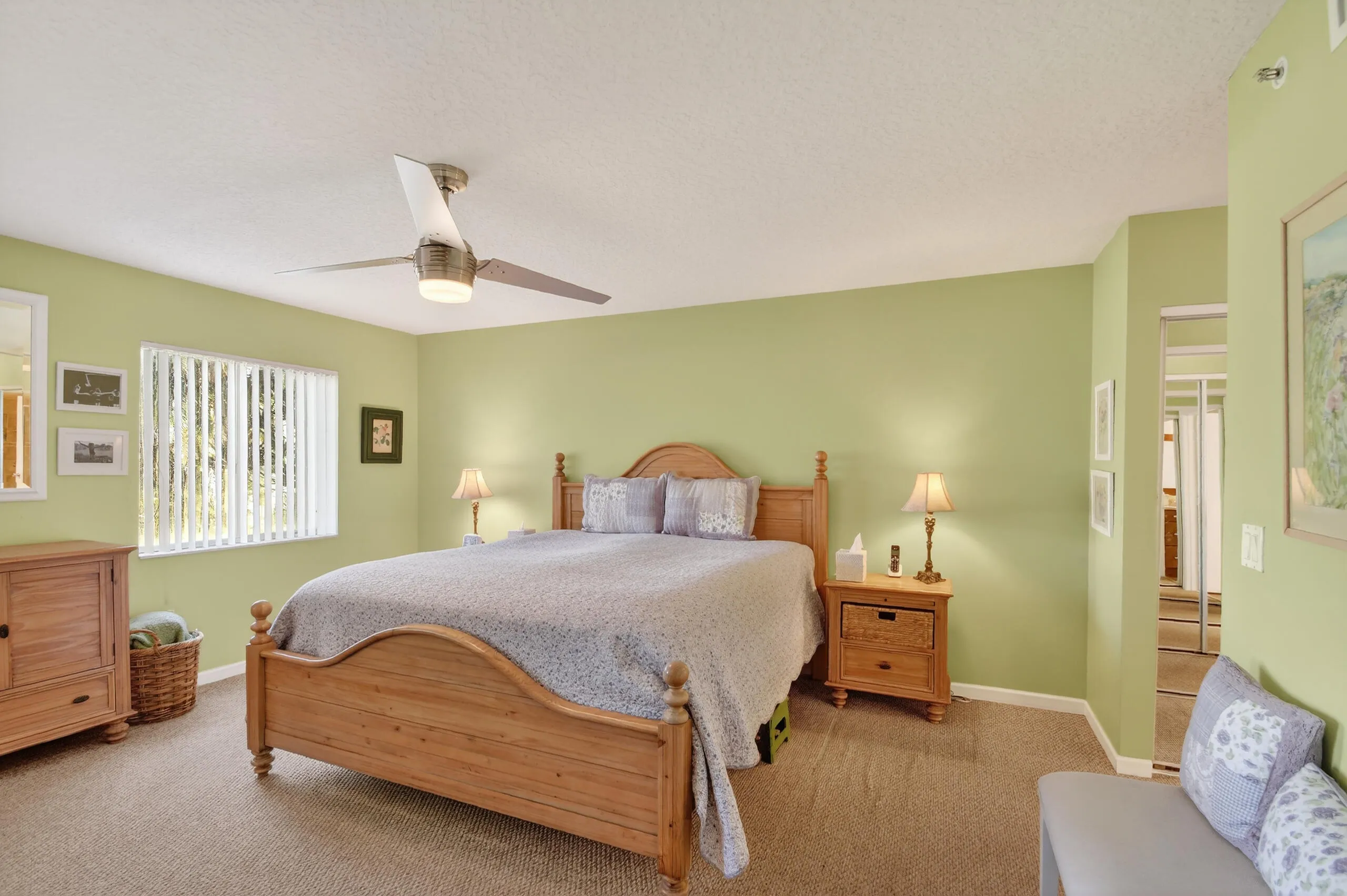 Oversized bedroom with sitting area.