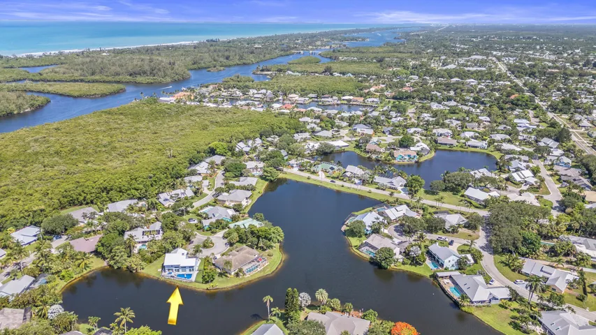 9029 SE Breeze Wy Hobe Sound-large-013-0