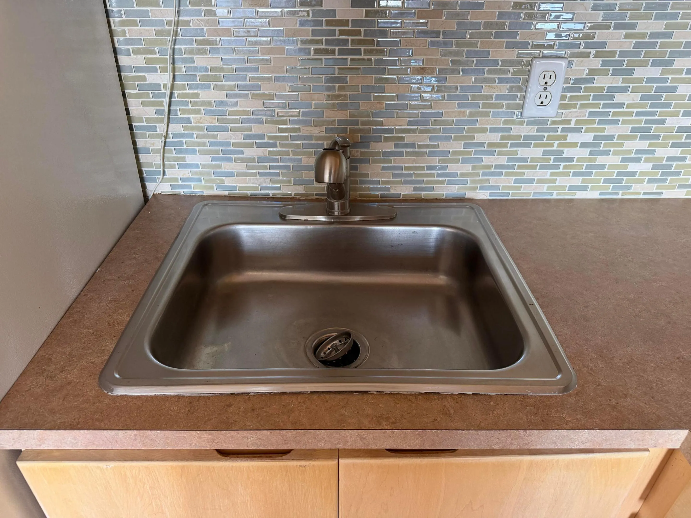 Stainless sink