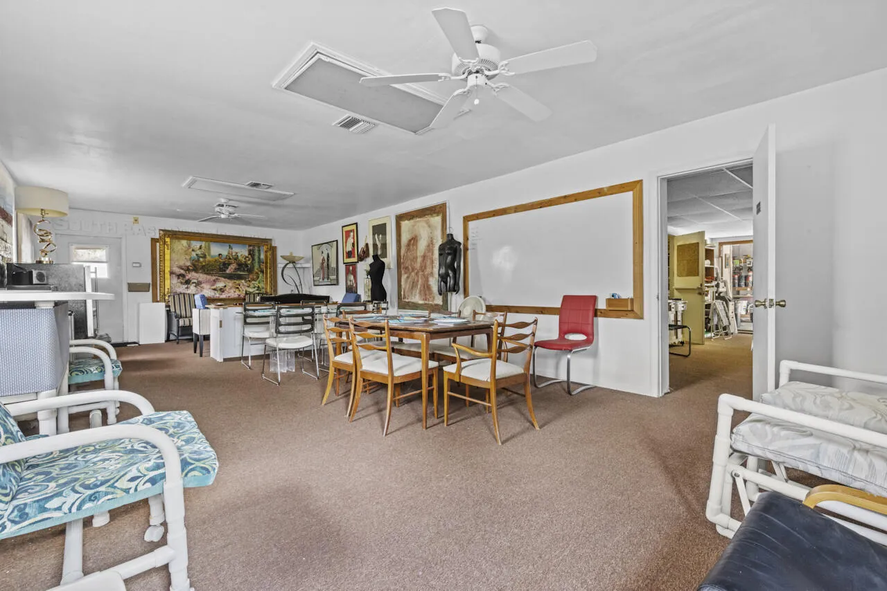Property photo 33